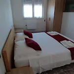 Vivi Natura Farmház *